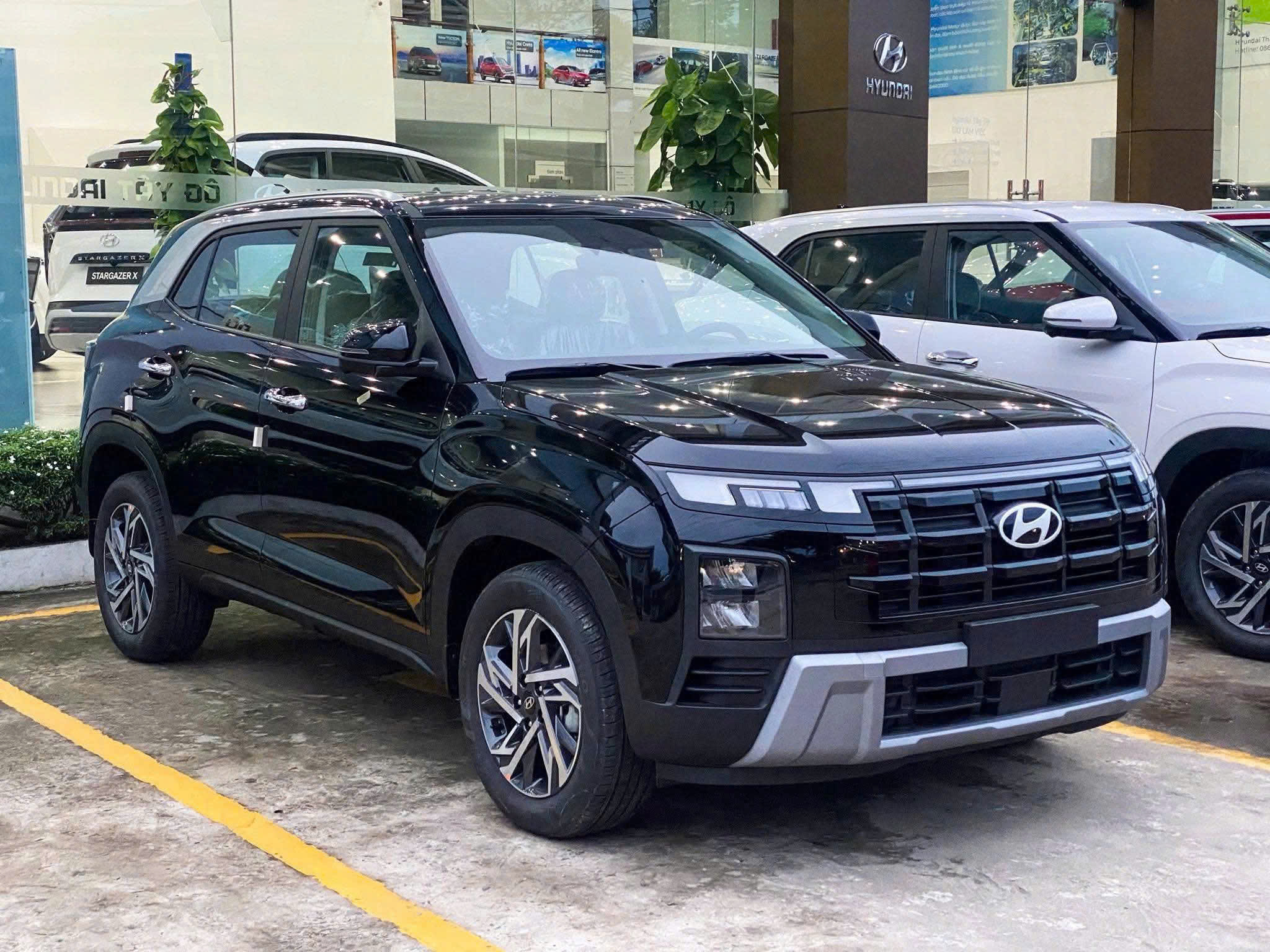 Hyundai Creta Đặc biệt màu Đen