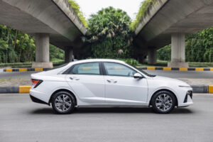 Mua xe Hyundai chạy dịch vụ