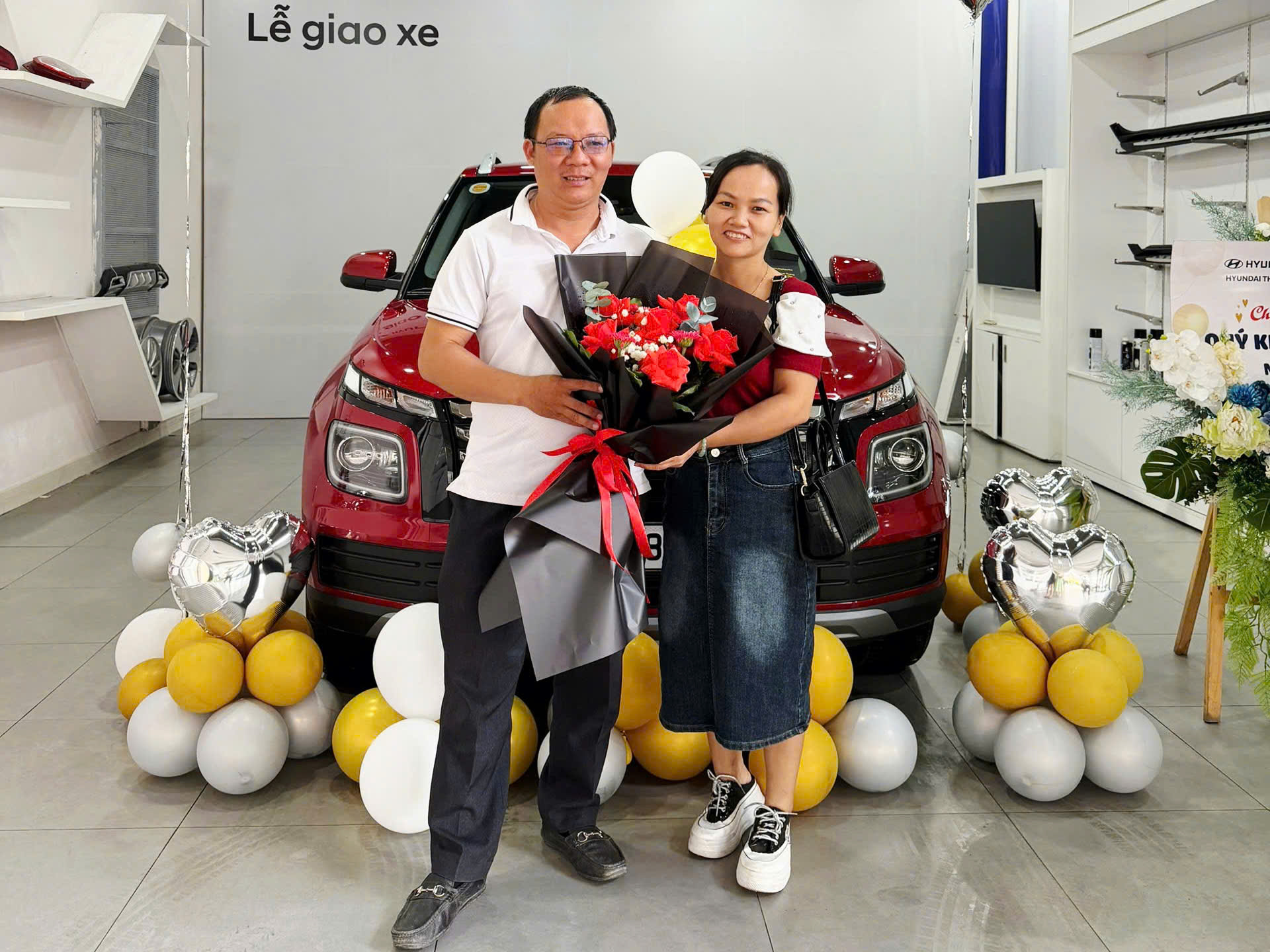 Bàn giao Hyundai Venue 2026 màu Đỏ