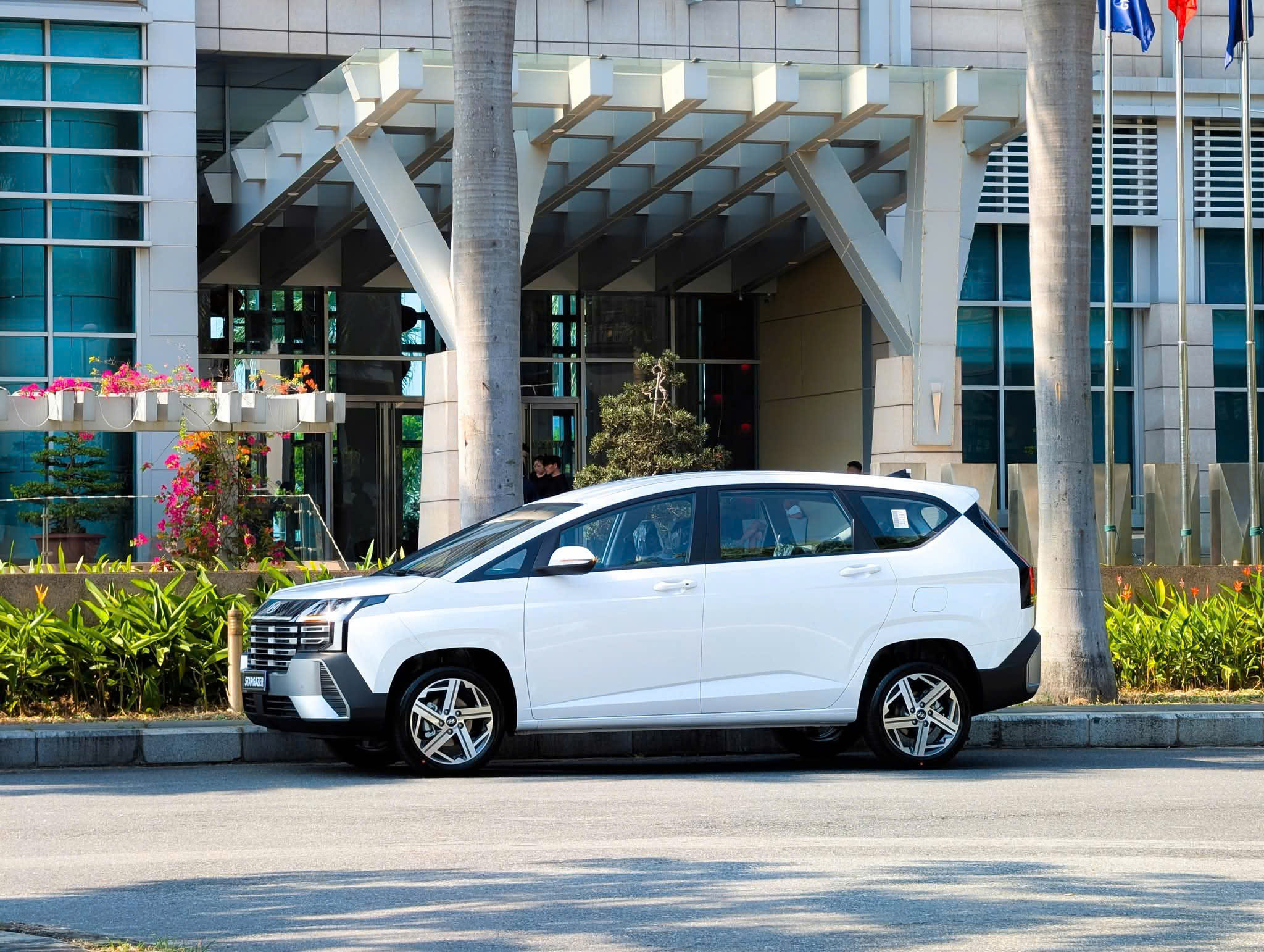 Hyundai Stargazer 2026: Đánh giá chi tiết và thông số kỹ thuật