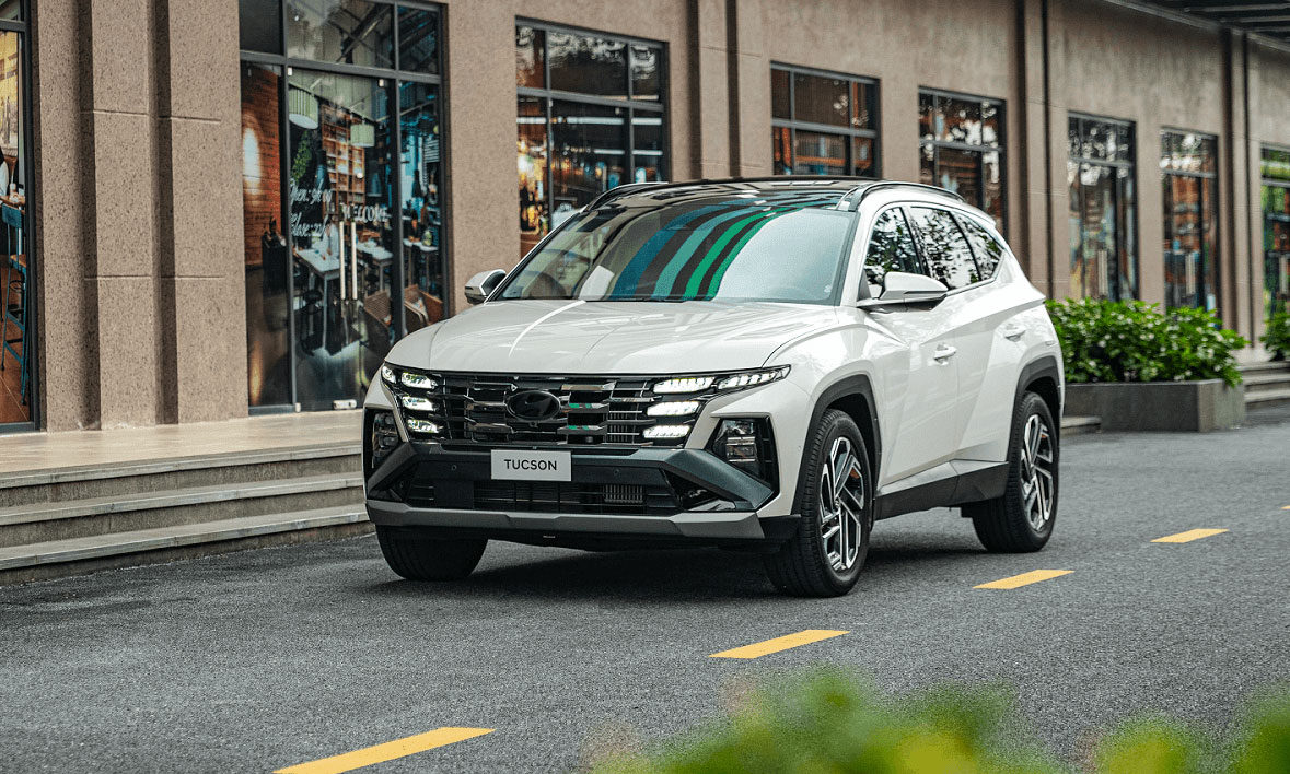 Hyundai Tucson trang bị 12 cảm biến
